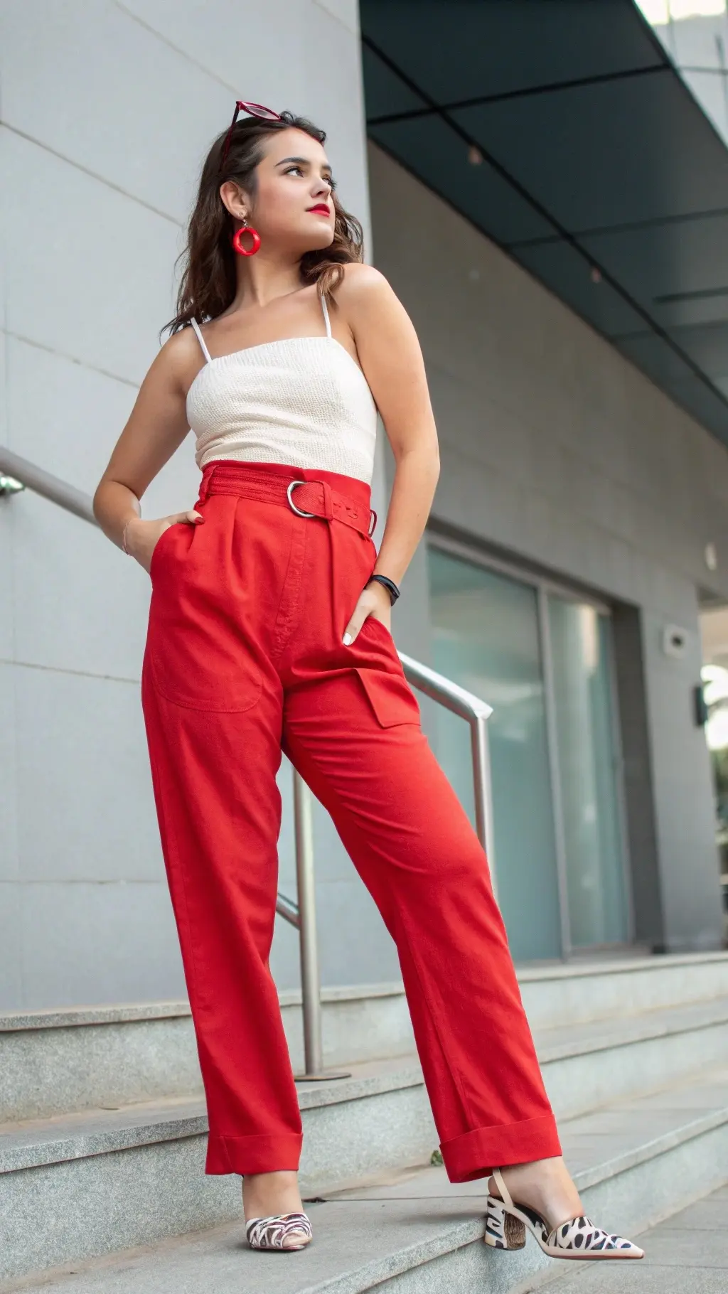 rouge vif, mode, couleur 2025