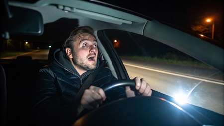 Excès de vitesse : les pièges qui peuvent ruiner votre permis (et votre portefeuille) !